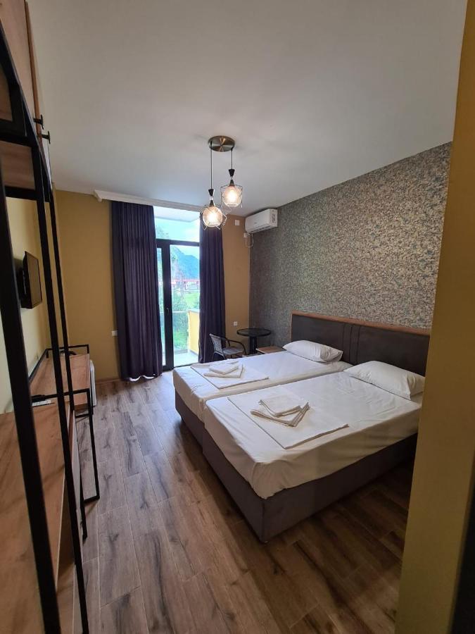 Casa Del Mar Hotell Kvariati Eksteriør bilde