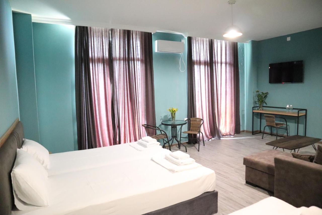 Casa Del Mar Hotell Kvariati Eksteriør bilde